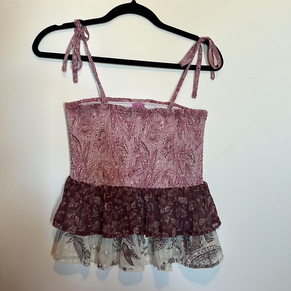 Francesca’s pink paisley tie tank